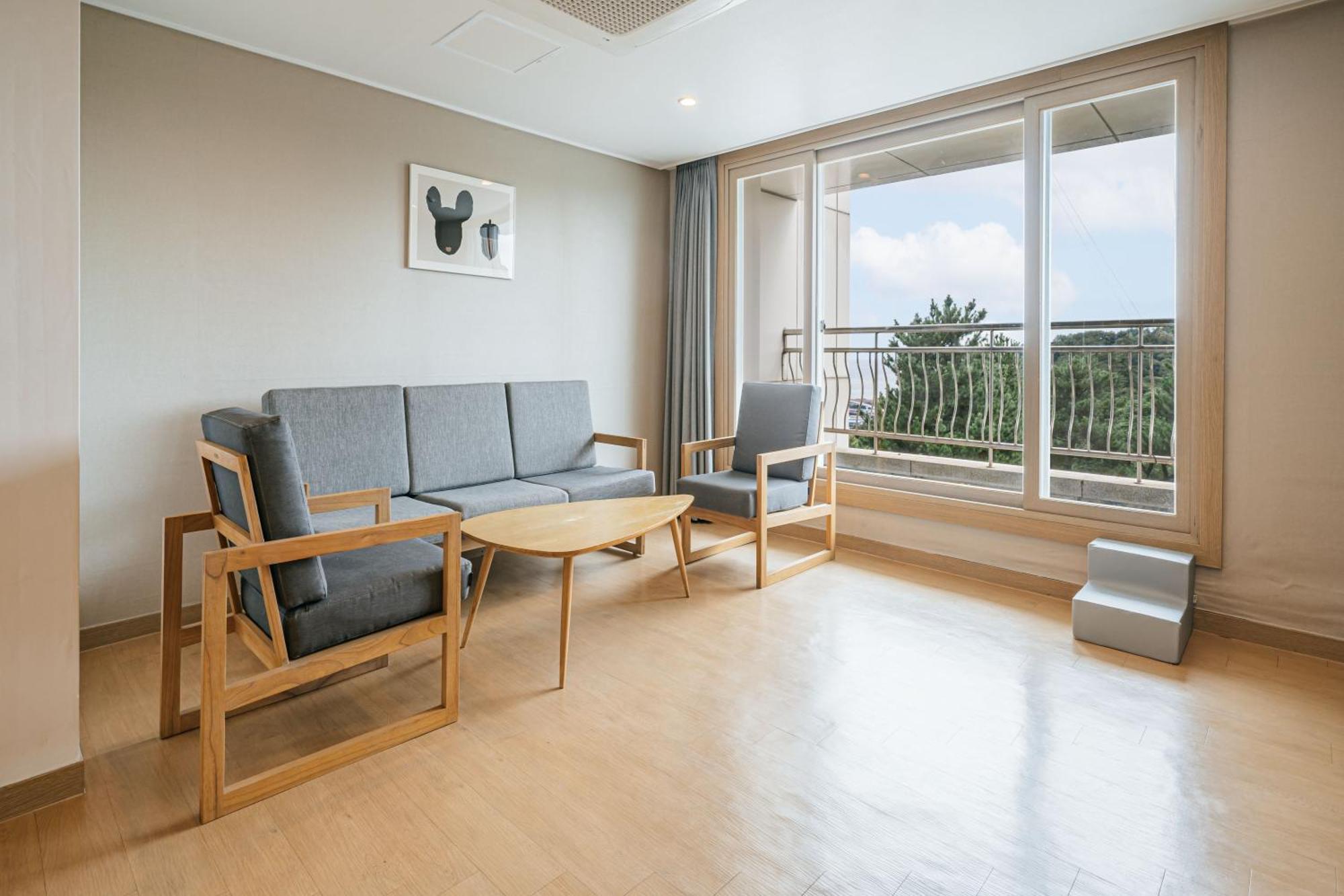 Heyy Seogwipo Hotel Eksteriør billede